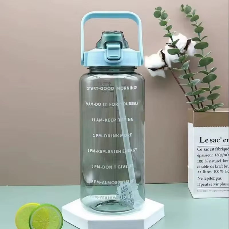 Borraccia Smart 2 Litri con Cannuccia e Marker Temporali